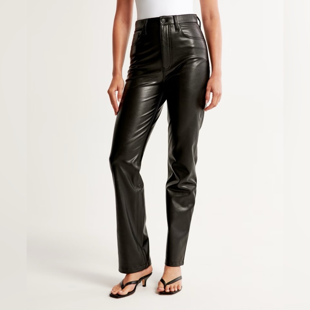 Abercrombie & Fitch The 90’s Straight Ultra High Rise vegan leather pants